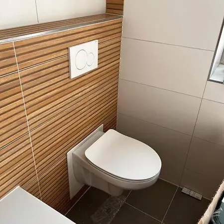 Laho! 3zi Apt. Saniert, Zentral Apartman